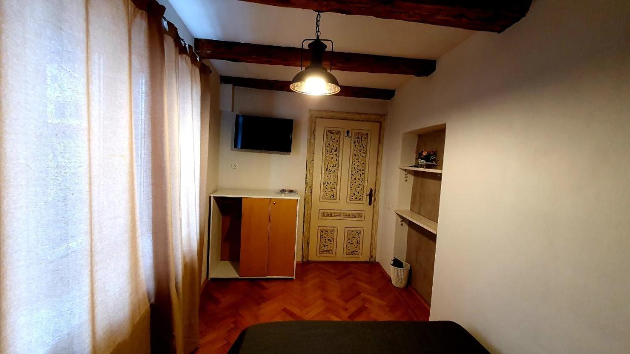 Nomad Apartment Brașov Exterior foto